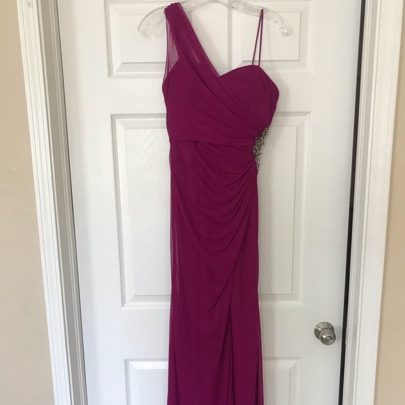 Prom Dress - Picture 3 of 7
